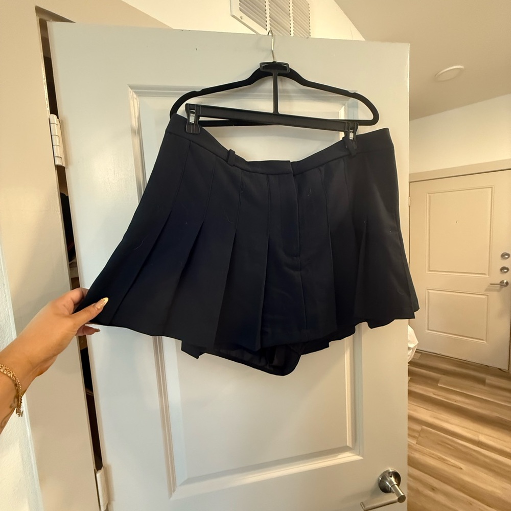 Elegant Black Women's Skort